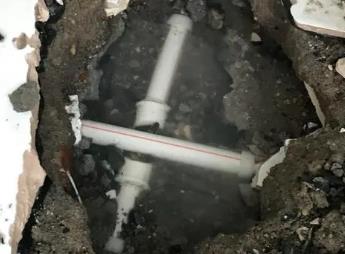 大东阳台漏水维修公司为您分享楼上楼下漏水怎么处理