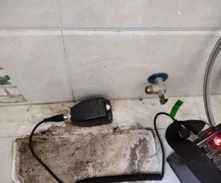 大东屋顶漏水维修公司分享下卫生间漏水的危害及解决方法